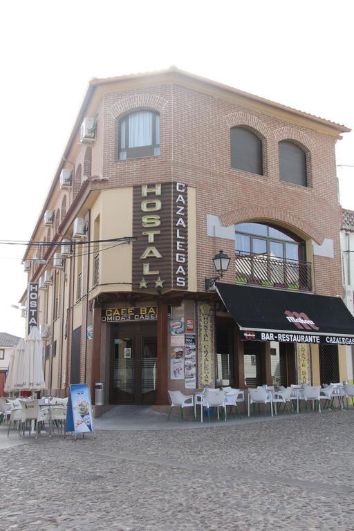Hostal Cazalegas Exterior foto